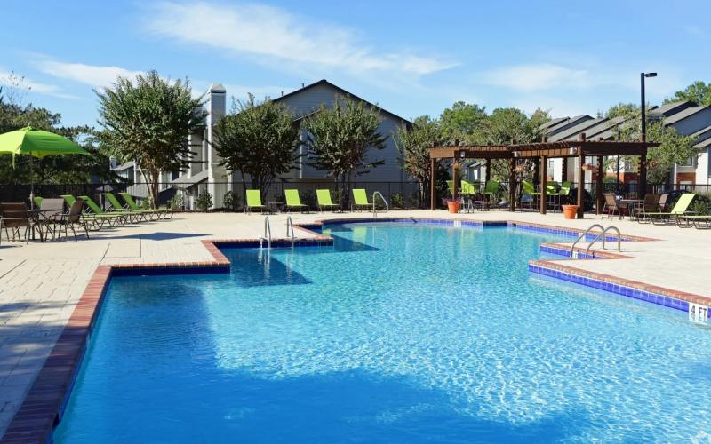 outdoor swimming pool